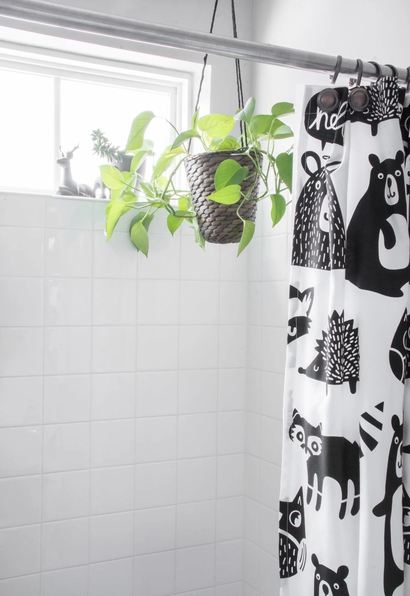 Chic woodland-themed kids bathroom