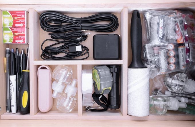 Learn how to make this DIY junk drawer organizer using under $5 worth of wood #organizing #organized #organize #junkdrawer #diy #woodworking