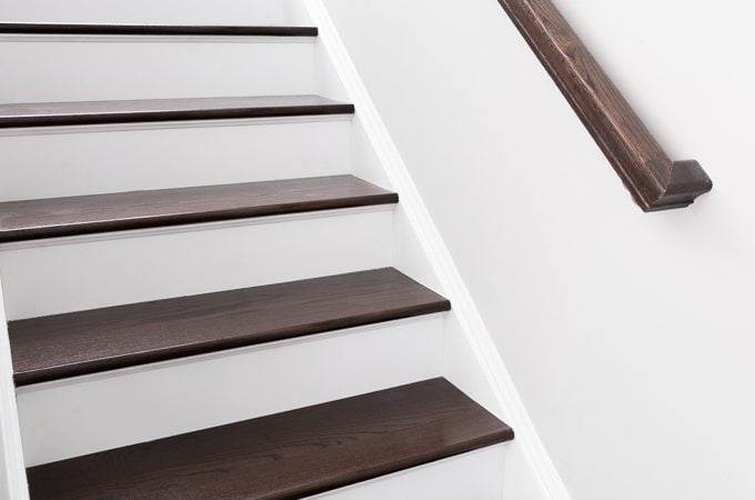 how to re-caulk cracked stair stringer seams