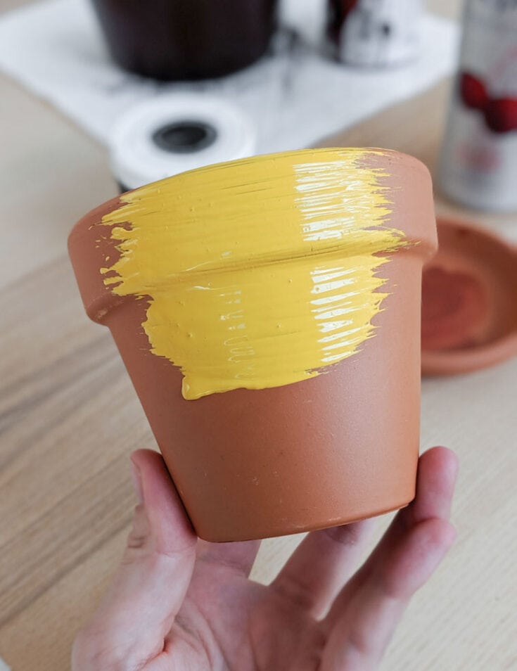 how-to-paint-flower-pots-for-outdoors-easy-fall-front-porch-decorating