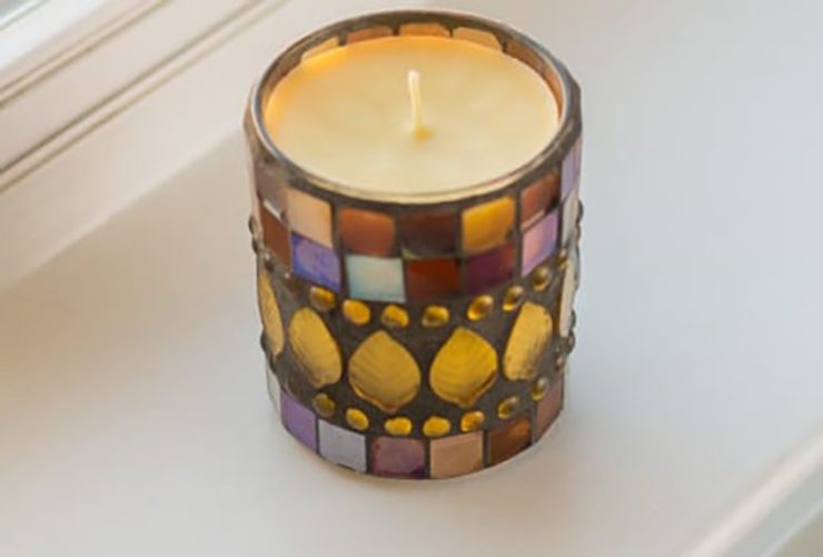 25 DIY scented candles with recipes you can make this weekend!