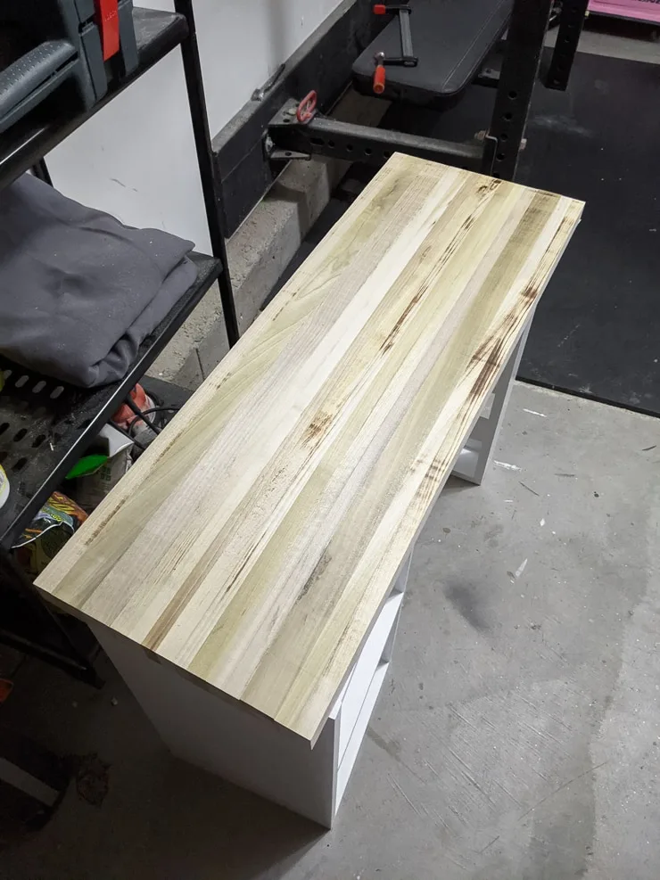 creating the top of the desk