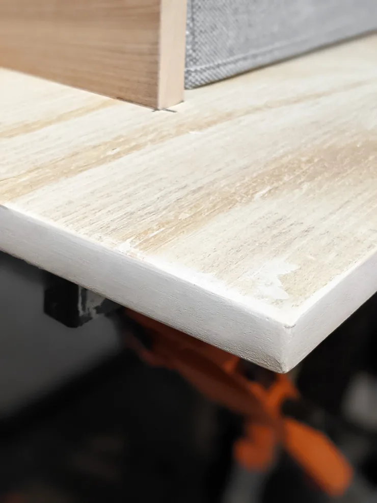 using wood filler to finish plywood edges for painting