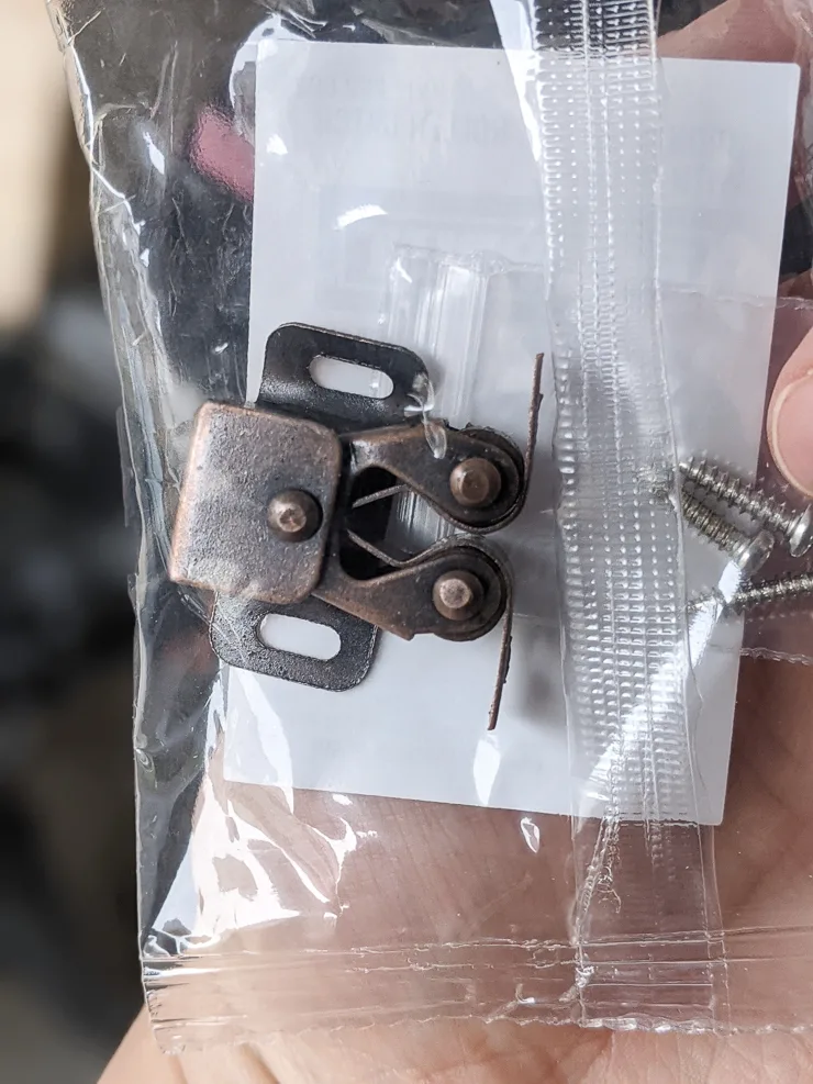 double barrel roller catches package