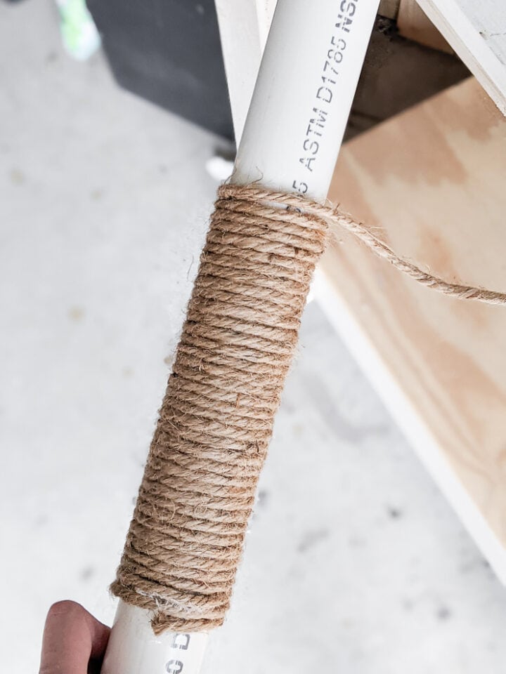 Check out my DIY moss pole alternative using jute instead!