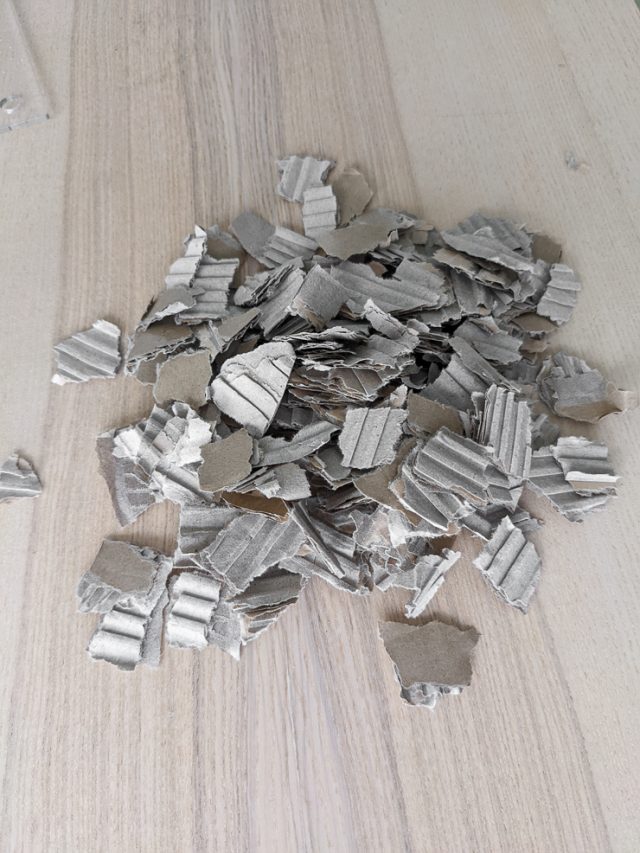 How to use a compost tumbler & my MiracleGro tumbler review!