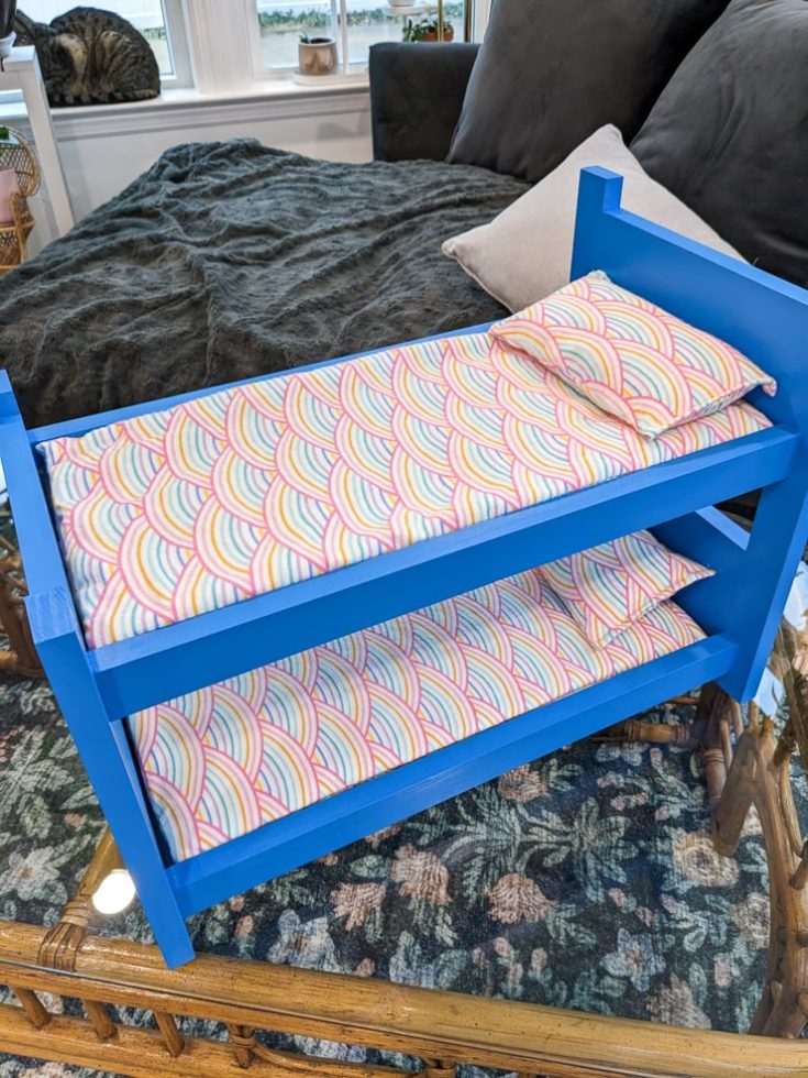 Simple, free plans for easy, DIY 18" doll bunk beds!