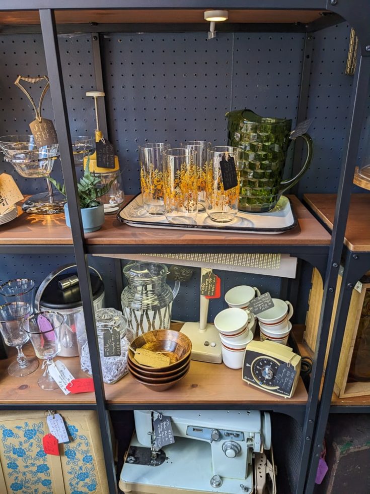 5 of my favorite vintage and antique shops in Frederick, Maryland!