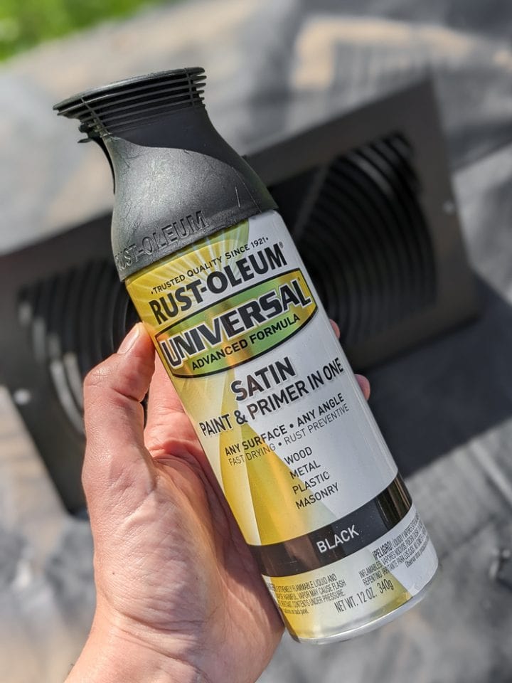 How to paint vent covers to match your walls!