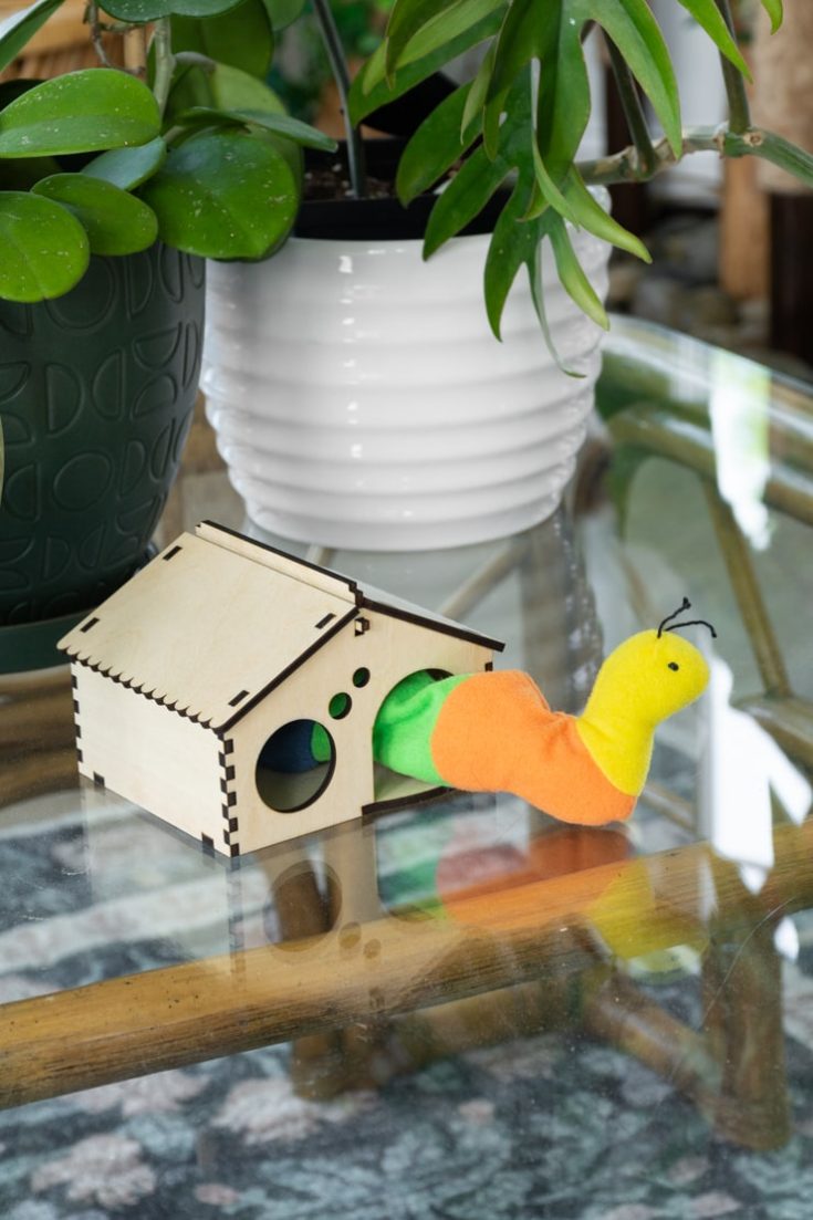 5 laser cutter hidey houses in different sizes for all small animals!