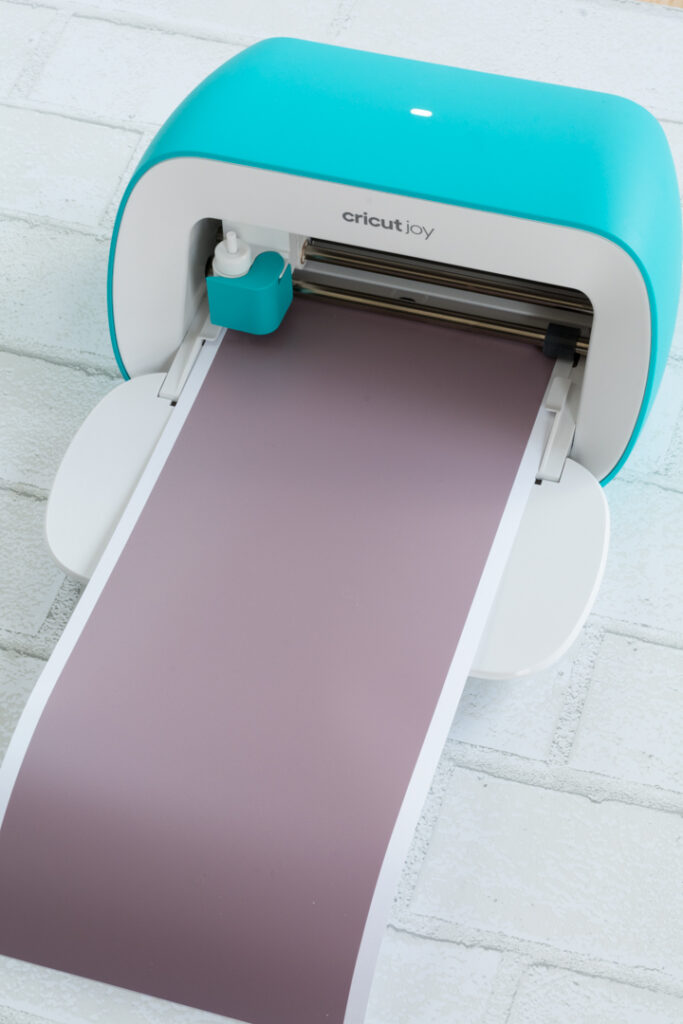 Cricut Joy cutting smart vinyl
