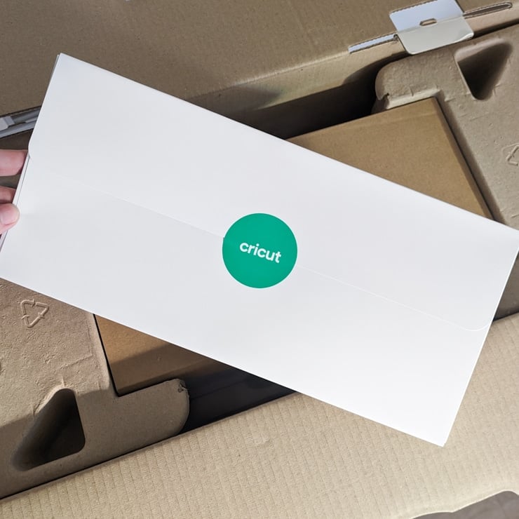 cricut envelope